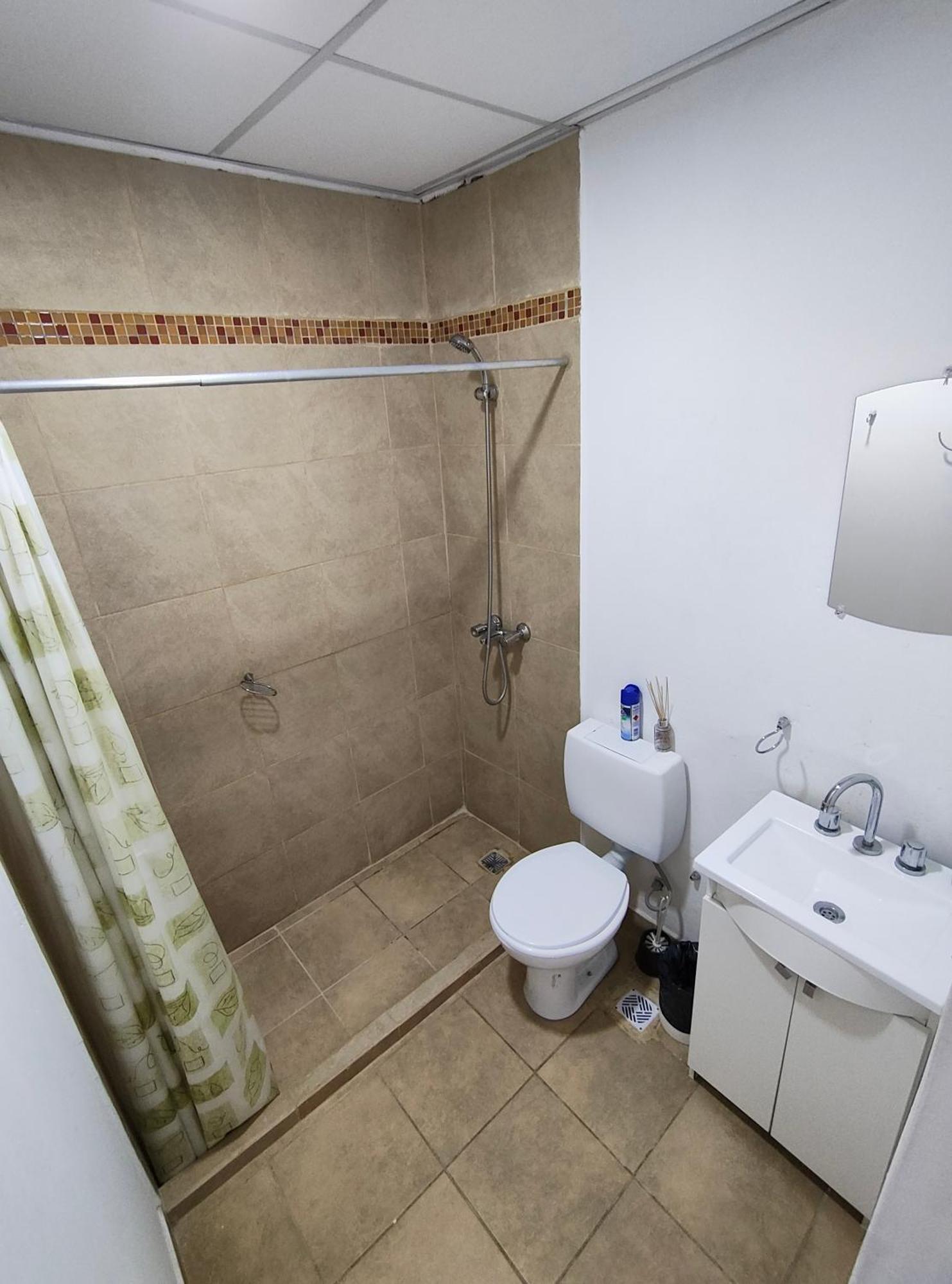 Don Felix Apartment *